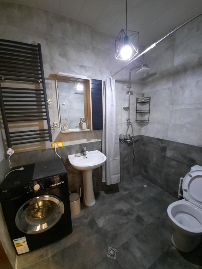 Futuristic 1 Bedroom Apartment Next To Vake Park 트빌리시 외부 사진